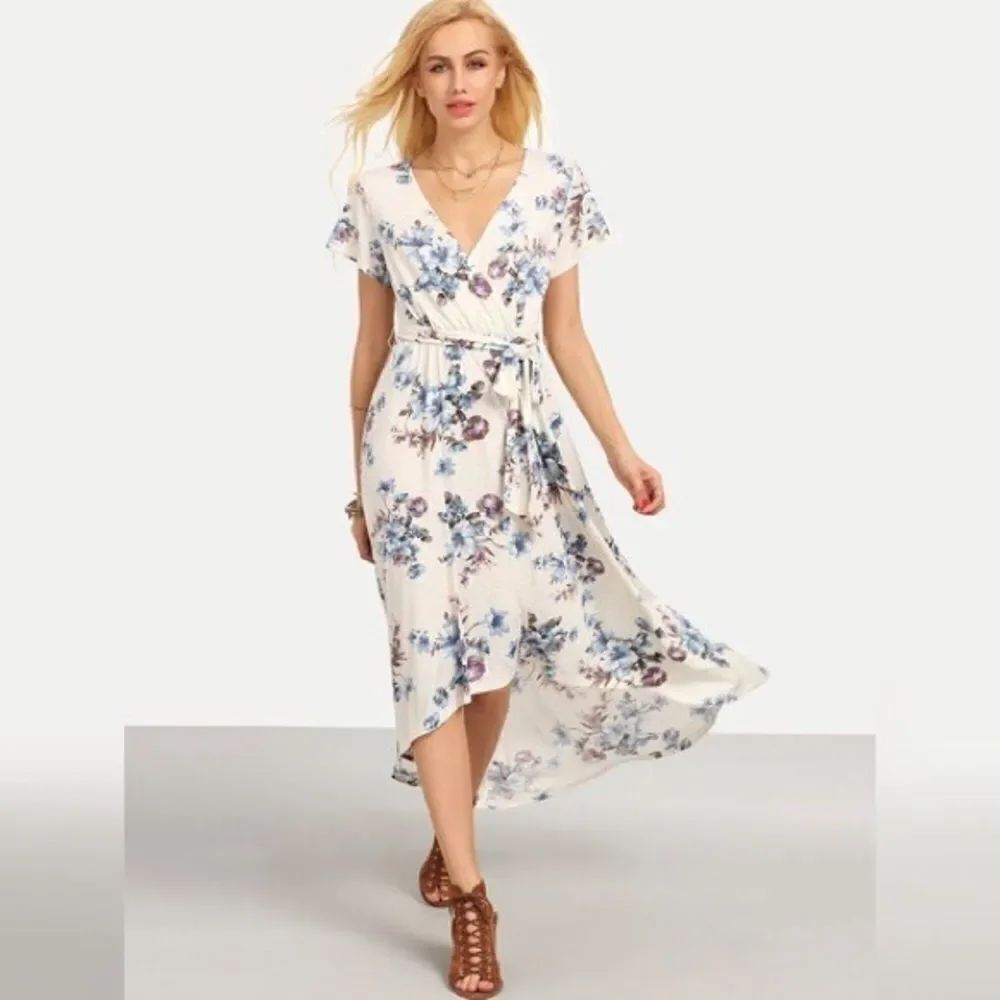 ✨2xHP✨Multicolor Floral Tie V Neck High Low Dress✨